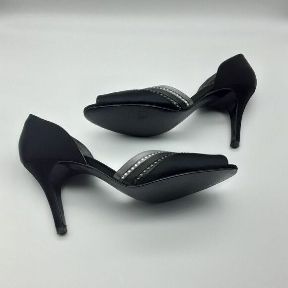 Adrianna Papell  Boutigue Gambit Black Satin Heeled Shoes Size 6M - Picture 7 of 10